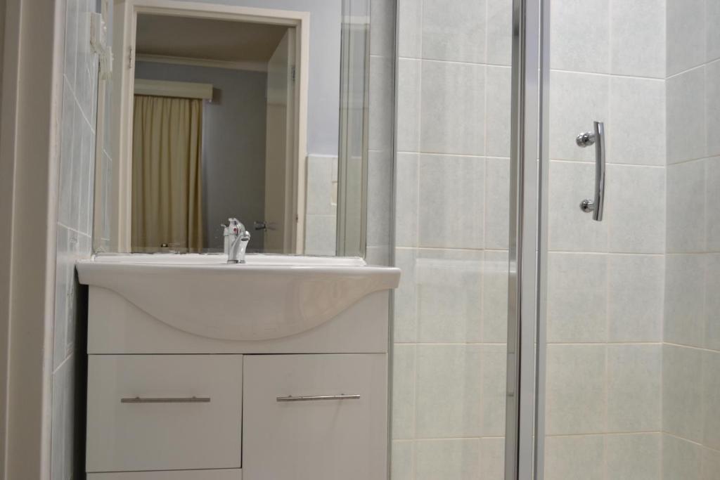 Chadstone Executive Motel Окли Номер фото